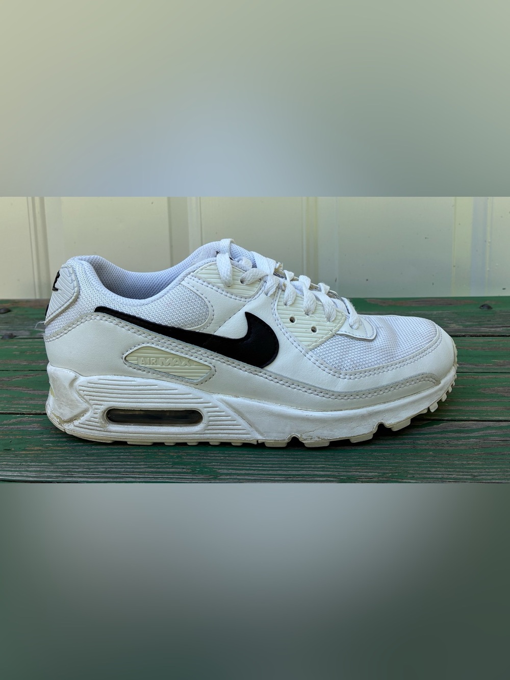 Nike Air Max 90 Womens Sz 8.5 White Black Running Jogging Shoes CQ2560-101
